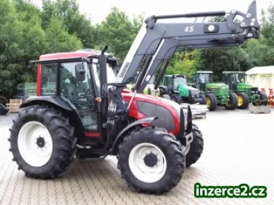 traktor  Valtra A 82
