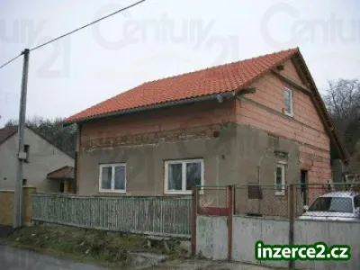RD 5+kk, pozemek 660m2, Nová Ves, Praha 22km