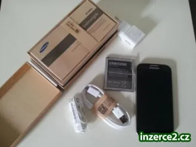 F/S:- samsung galaxy s4 in box including blackberryq10 and z10.