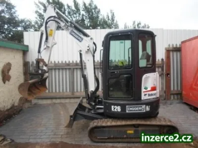 Minirypadlo Bobcat E26