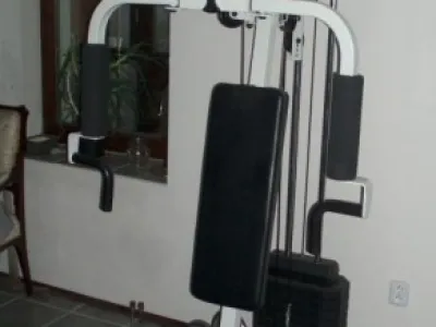 Posilovací stroj Multi-GYM IRHG 01