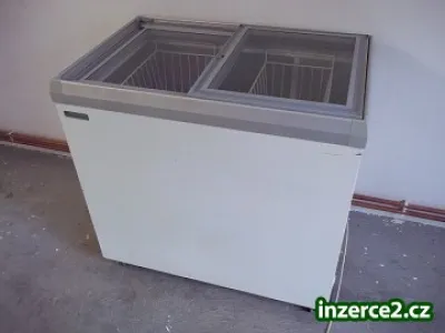 Mrazák pultový prosklený ELECTROLUX IKG 273