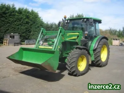traktor John Deere 5100R + celní nakladac