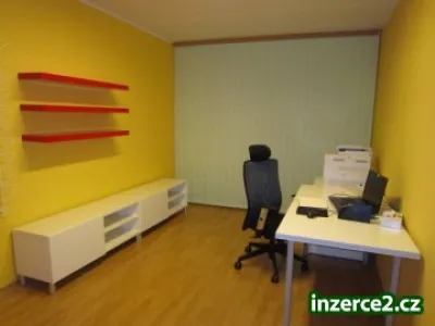 Pronájem bytu v Praze 3+1/2 L, 76 m2 přímo u metra