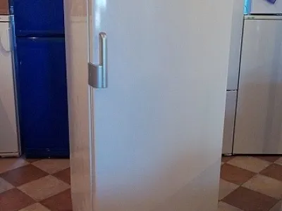 Mraznička - Mrazák šuplíkový BOSCH GSL 8104 displej