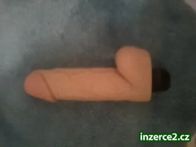 XL vibrátor s varlaty