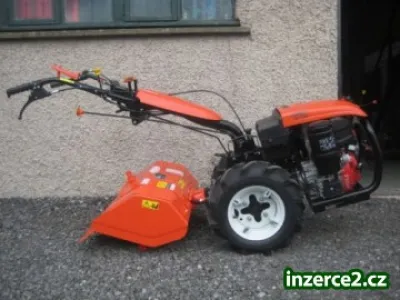 Malotraktor Goldoni 12 PS -  záruka 1 rok,motor 1 válec Diesel