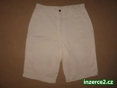 Kraťasy bílé
