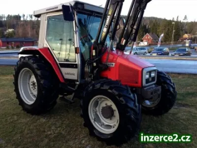 Massey Ferguson 30MT s čelním nakladačem