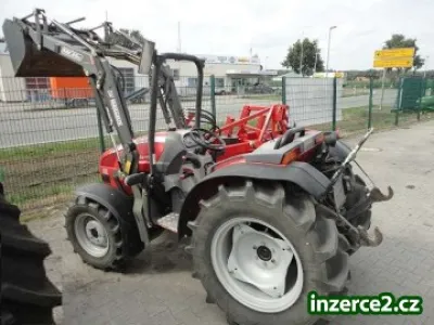 Massey Ferguson PS-2415 - 2005 s čelním nakladačem