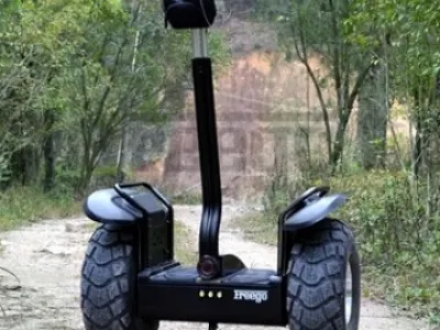 Samovyvažující elektrický skútr Freego - Segway