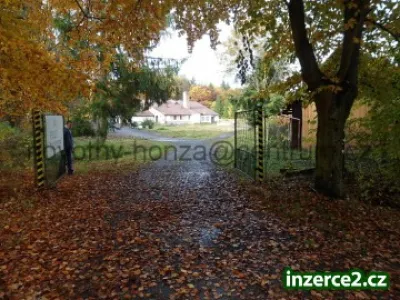 Nemovitost na samotě u lesa - vhodná k chovu koní, bydlení, rekreaci i podnikání