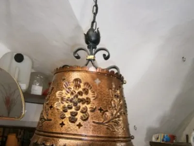 rustikální závěsná lampa(tepaná měď,mosaz,kovařina)