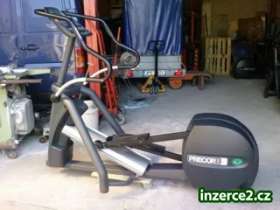 PRECOR EFX 546 II - CROSOVÝ TRENAŽER