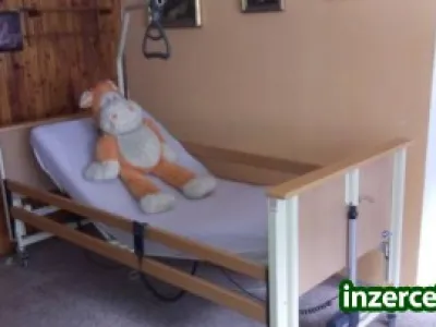 Prodám elektrické polohovací lůžko