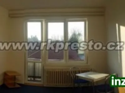 Pronájem bytu 1+kk s balkónem a zahradou,ČB.