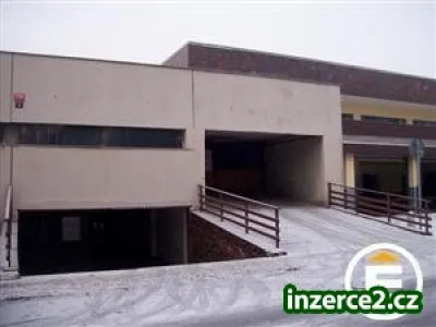Pronajmu dlouhodobě garáž  na Praze 4
