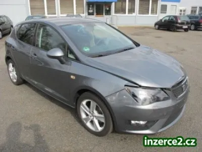 Seat Ibiza 1.2 TSI FR málo poškozené