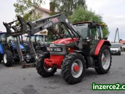 McCormick 75-EP3 s čelním nakladačem