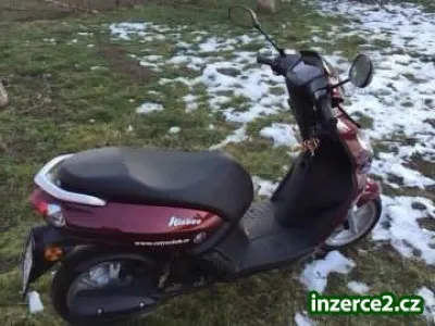 Skútr Peugeot Kisbee