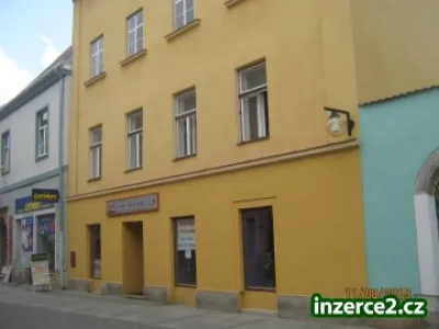 Pronájem obchodních prostor.