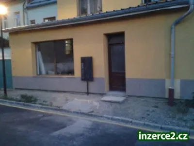Pronájem nebytové prostory 67m2 Šternberk centrum