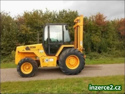 Terénní vysokozdvižný vozík JCB R9.301