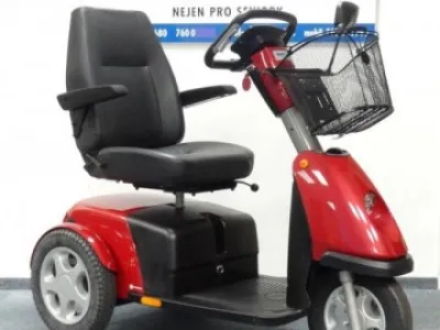 Elektrické tříkolové skútry pro seniory a handicapované