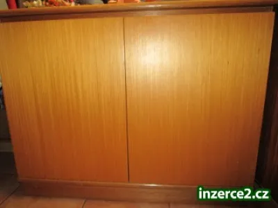 Prodám botník