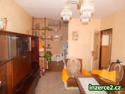 Volný byt k pronájmu 2+ KK s balkónem