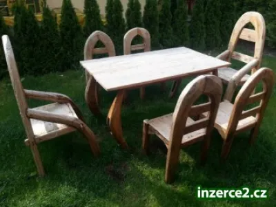 Prodej exkluzivního dřevěného nábytku z teaku.