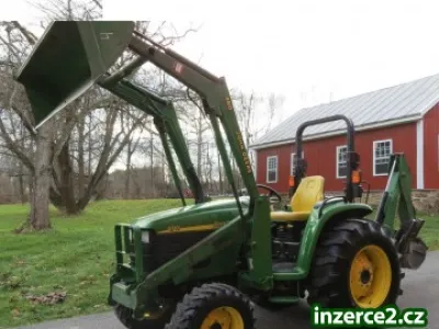 Traktor John Deere 4710