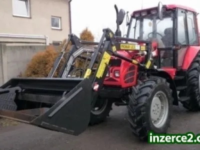 Belarus 82MTZ Traktor s čelním nakladačem