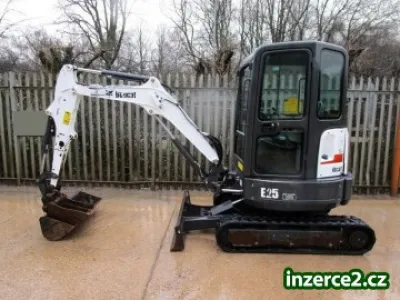 Minibagr Bobcat E255 - velmi dobrý stav