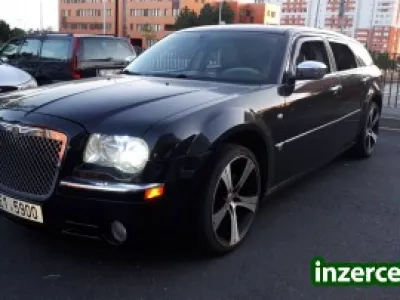 Chrysler 300C 3.0CRDI luxusní auto!