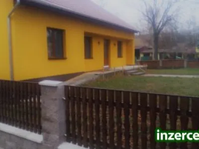 Nový RD 40 km od Prahy po D7