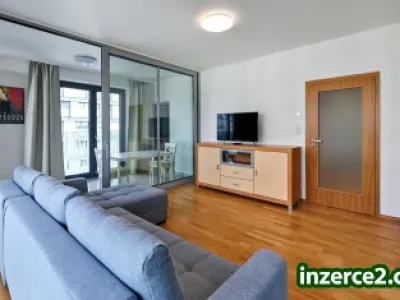 služebné/místnost obsluhy