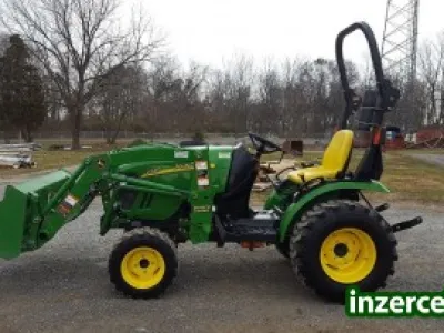 Traktor John Deere 2z32z0