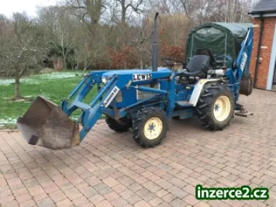 Traktor Ford I220F + příslušenství
