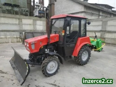 Traktor MTZ 320O.4 TXZ4