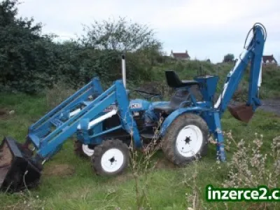 Traktor Iseki 2116O 4X4 + čelní nakladač