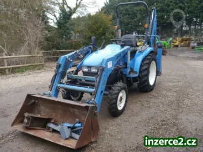 Malotraktor New Holland TdC-II7D + příslušenství