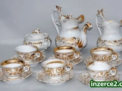 Starožitný porcelánový servis